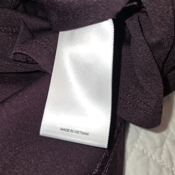 NWT Express Long-Sleeved Ruched Asymmetrical Hem Midi Dress Women's Size Medium - Picture 8 of 13